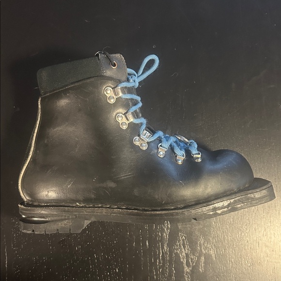 Merrell Ski Boots - Picture 6 of 16